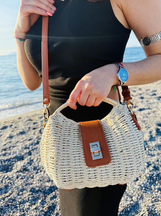 BORSA ESTIVA IN PAGLIA(23x20x10cm)