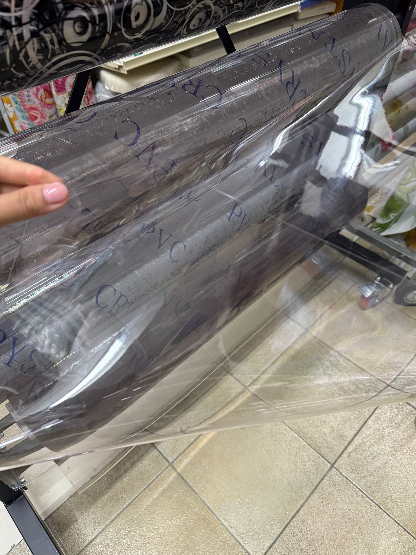 TOVAGLIA DI PLASTICA TRASPARENTE: LUNGHEZZA A METRAGGIO (euro20,00) - LARGHEZZA 2,00 M