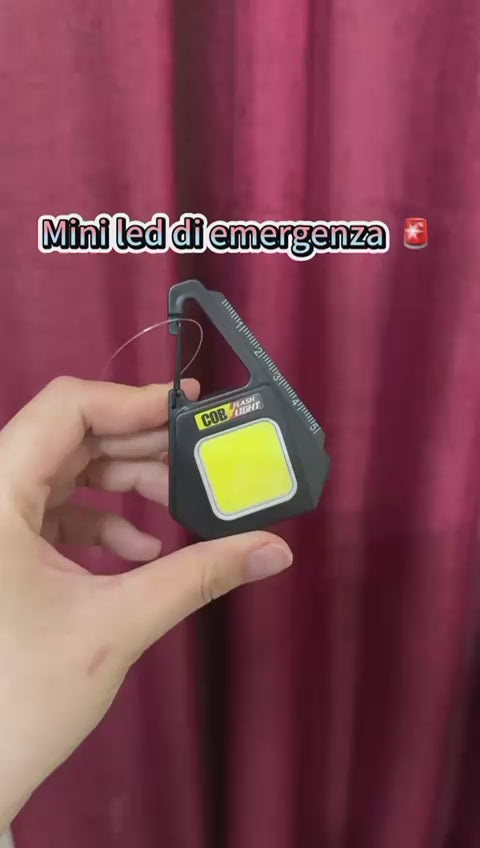 TORCIA PORTACHIAVI RICARICABILE 5 IN 1